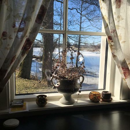 Travad Nybo Lilla Huset Hotel Екстериор снимка